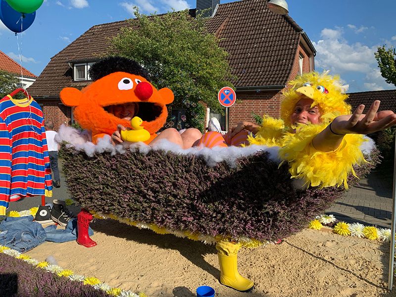 Gute Laune und viel Spaß in der Badewanne