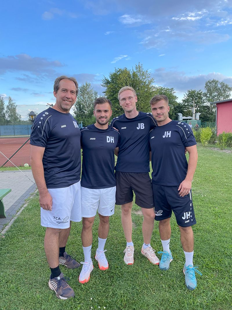 Die „1. Herren“-Mannschaft im TCA